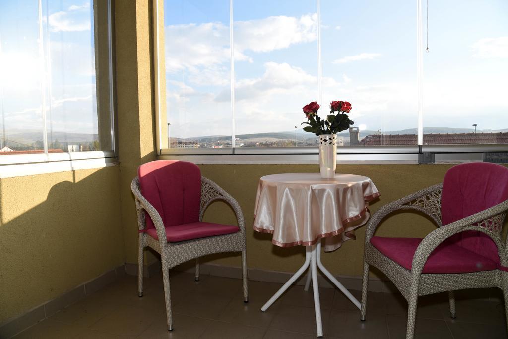 Apartment Mario Ливно Экстерьер фото